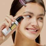تست روی صورت کرم دورچشم کزارکس