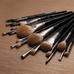 ست براش 21 تیکه ایگشو مدل Black Swan اصل