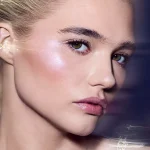 تست روی صورت هایلایتر پودری بمب فنتی بیوتی | Pink Ice
