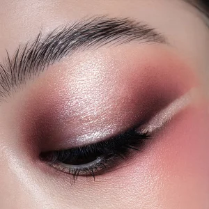 پالت سایه حرفه‌ای ناتاشا دنونا بلوم