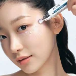 کرم دور چشم آنوا برای آبرسانی پوست